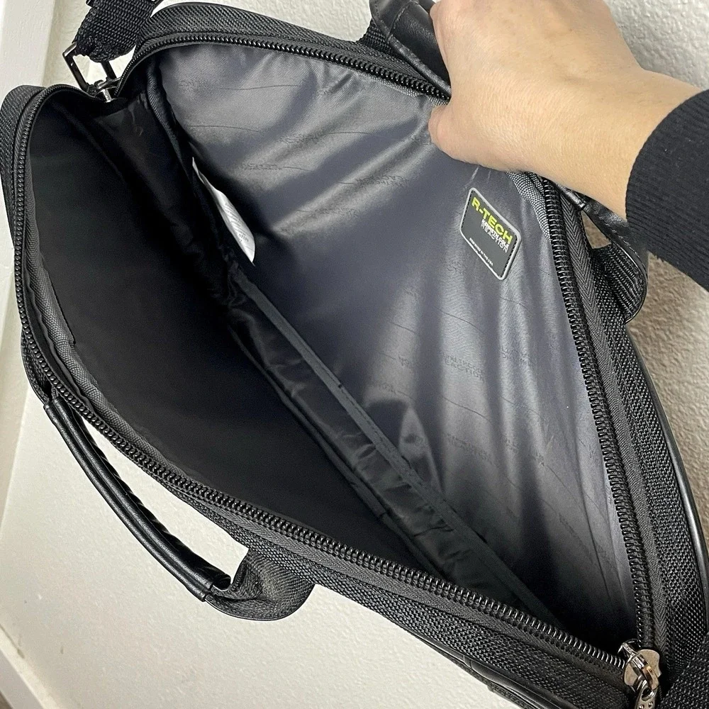Kenneth Cole Reaction Black Soft Briefcase Messenger Bag Style 536390‎